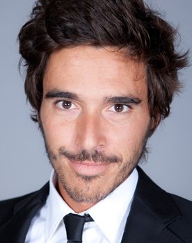 Daniel Cardoso as Miguel