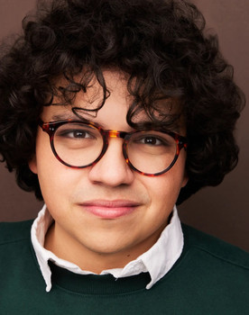 Juan Carlos as Bob Newby