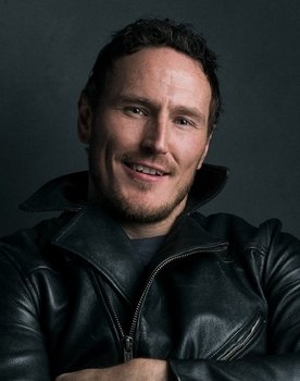 Dean S. Jagger as Rob McAlister