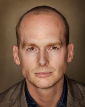 Bas Lansdorp as Bas Lansdorp