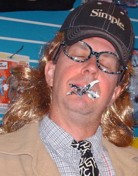 Mike Kotas as Nick Levine