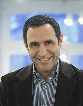 Karren Karagulian as Azat