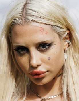 Анна Михеева