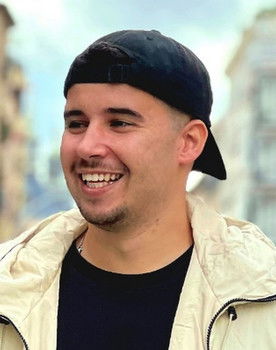 John Mendes as Raposa