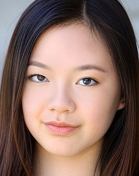 Megan Truong as Young Iris
