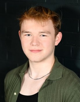 Max Milligan as Liam Comer