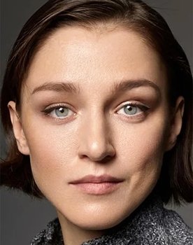 Evgeniya Kregzhde as 