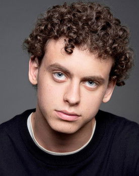 George Usher as Rizzla