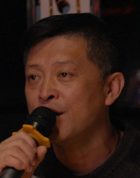 Yuan Yao as Paper House Guy