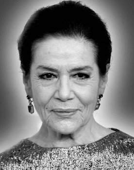 Hannelore Elsner as Hanne Wasneck