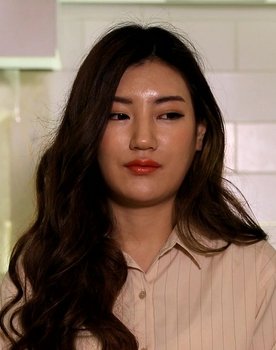 Lee Soo as Ju-yeon