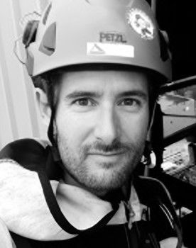 Youri Picart as Self / Narrator