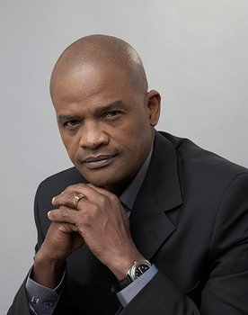 Peter Se-Puma as Thabo