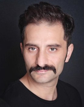 Burak Haktanır as 