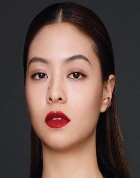 Amy Lo as Lou Mei