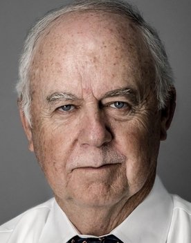 Eddie DuPriest as Judge