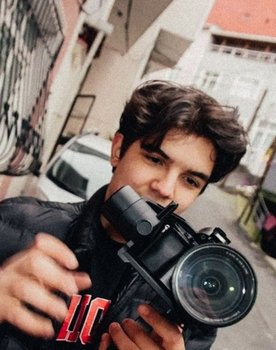 Mehmet Ufuk Yıldız as Student