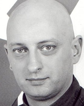 Mauro Sabbione as Lo Sciamano