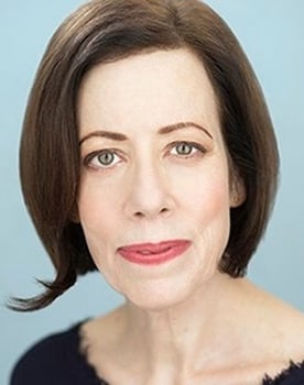 Allyce Beasley as Senta