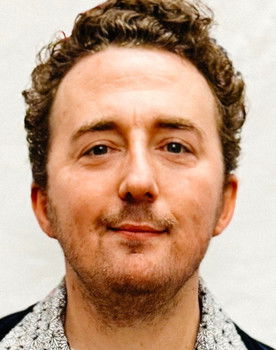 Tyler Steelman as Richard Evans