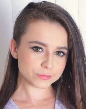 Kharlie Stone