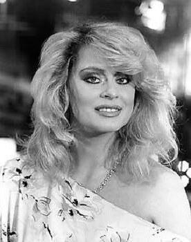 Bea Fiedler as Myriam