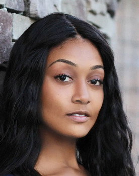 Mercedes Morris as Keira