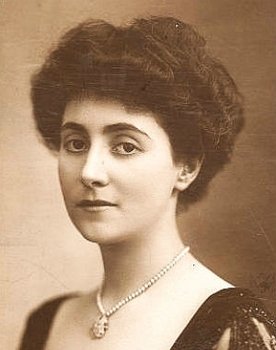 Margaret Dale as Mrs. Harrington
