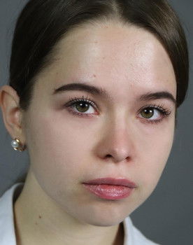 Anna Dobronravova as 