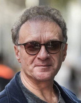 Néstor Montalbano as 