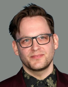 Theo Stockman as Eliot