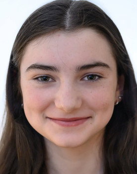 Kateřina Anna Součková as Majda