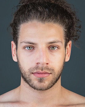 Karim Daoud Anaya as Yusuf