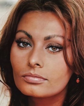 Sophia Loren as Phaedra