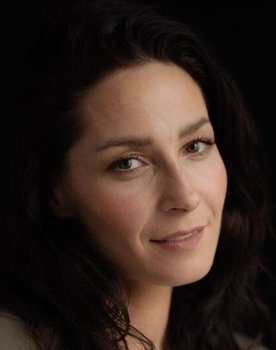 Magdalena Grąziowska as Melania