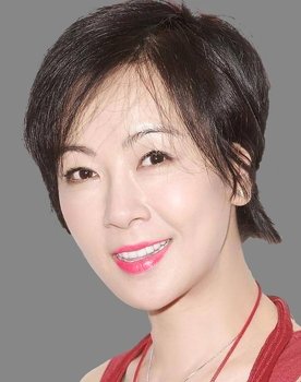 Fennie Yuen as 
