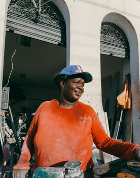 Simone Venâncio as Entrevistada