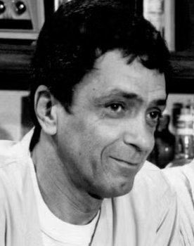 Edson Silva as Kléber