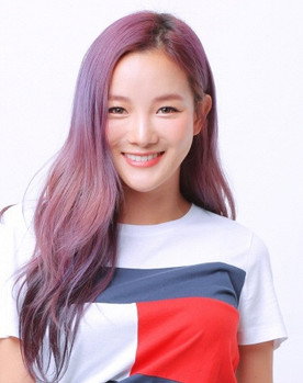 Kim Bo-hyung as Self