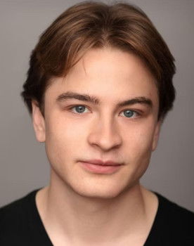 Charlie Lockwood as Johann Yühü IV