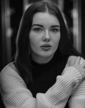 Amba McKenna as Vampire