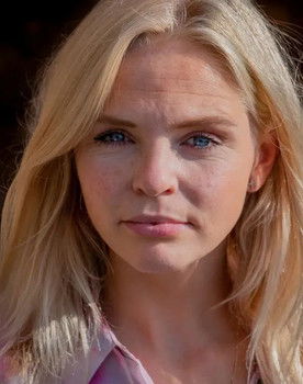 Charlotte Nijs as Self