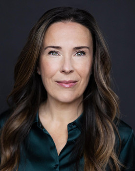 Nathalie Lavoie as Mère de Claire