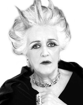 Chus Lampreave as Celia