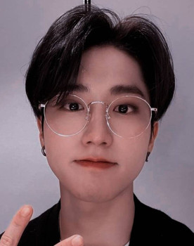 Matheus Jo as Jovem Desacompanhado