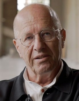 Pierre Frey as Architectural historian