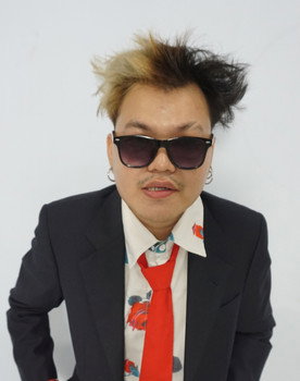 Leandy Bryan as Leandy
