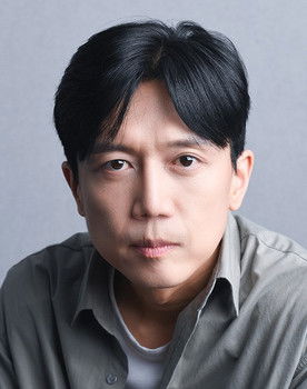 Lee Jae-hwan as Father