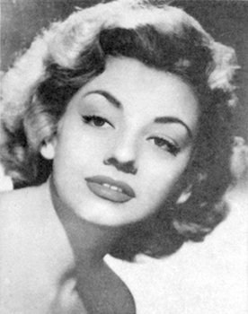 Evangelina Elizondo as Tania de Gómez de Fonseca
