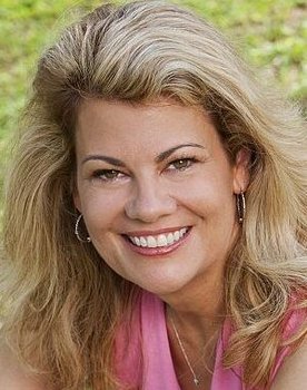 Lisa Whelchel as Nancy Porter